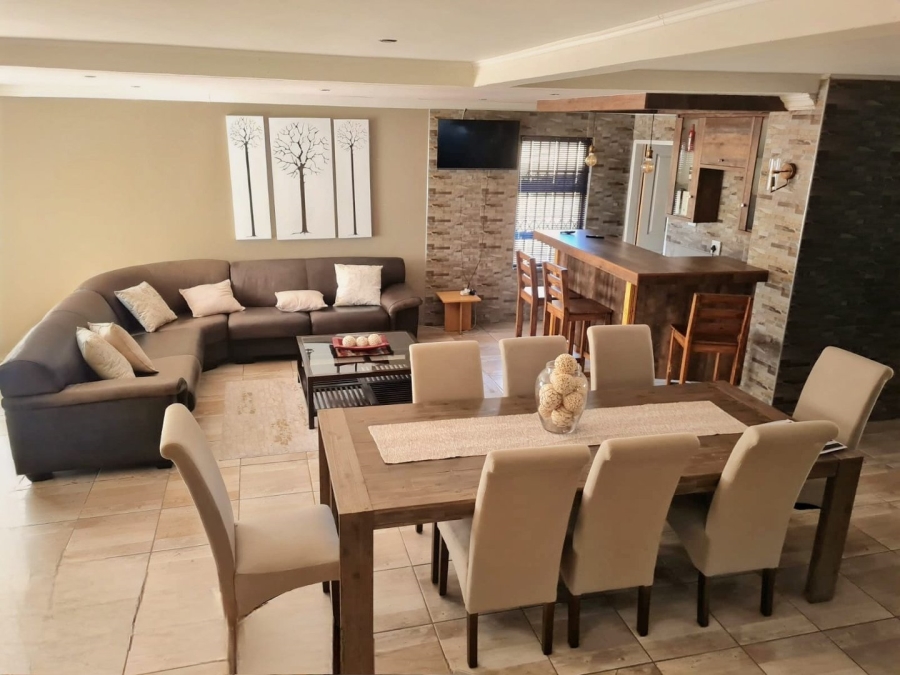 5 Bedroom Property for Sale in Fauna Free State